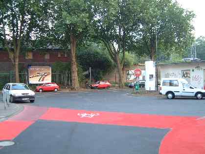  Bild: Kreuzung Kronprinzenstr. / Benzenbergstr. / Bachstr., Richtung S&uuml;den 