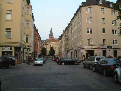  Bild: Kreuzung Friedenstr. / D&uuml;sselstr. / Wissmannstr., Richtung Osten 