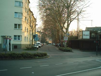  Bild: Kreuzung Ringelsweide / Oberbilker Allee / F&auml;rberstr., Richtung S&uuml;denS&uuml;dwesten 