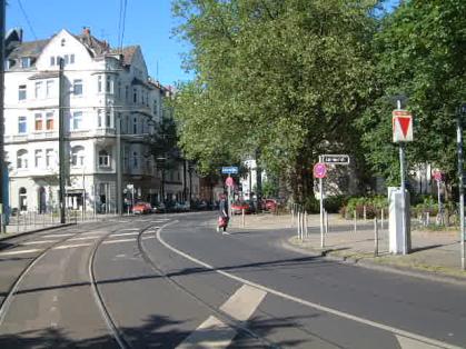  Bild: Kreuzung F&uuml;rstenwall / Helmholtzstr. / Antoniusstr. / F&uuml;rstenplatz, Richtung NordenNordosten 