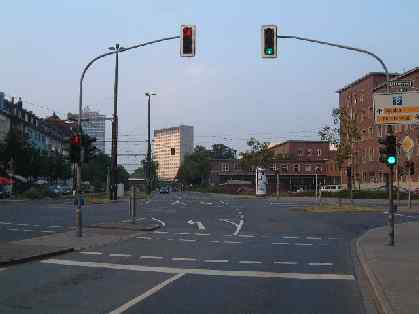  Bild: Kreuzung Neusser Str. / F&uuml;rstenwall, Richtung NordenNordosten 