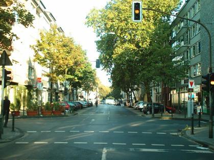  Bild: Kreuzung Jahnstr. / F&uuml;rstenwall, Richtung Osten 