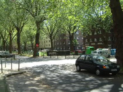  Bild: Kreuzung Henriettenstr. / Karolingerstr. / Planetenstr. / Merkurstr., Richtung S&uuml;den 