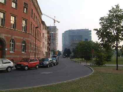  Bild: Kreuzung Hubertusstr. / Moselstr., Richtung S&uuml;denS&uuml;dwesten 