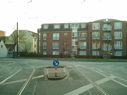  Bild: Kreuzung Volmerswerther Str. / Aachener Str., Richtung S&uuml;denS&uuml;dwesten 